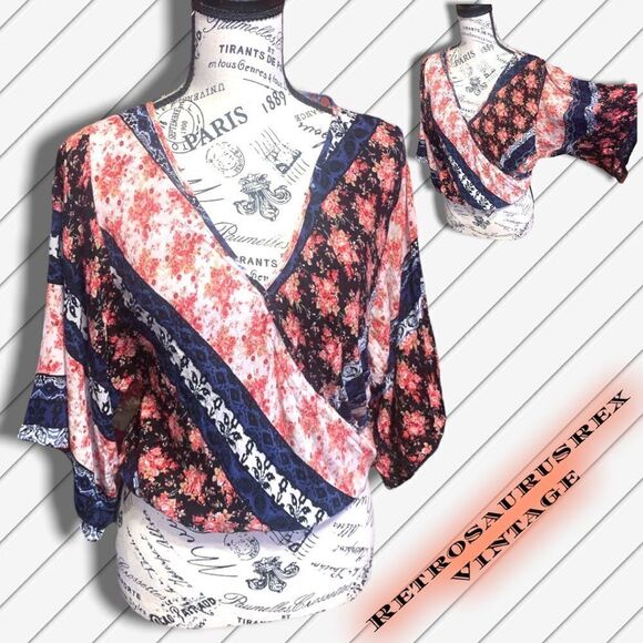 𝅺intu Boho Floral Angel Sleeve Peasant Blouse, Medium - Picture 1 of 7